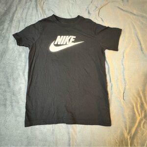 Nike Kids Tee

#1031